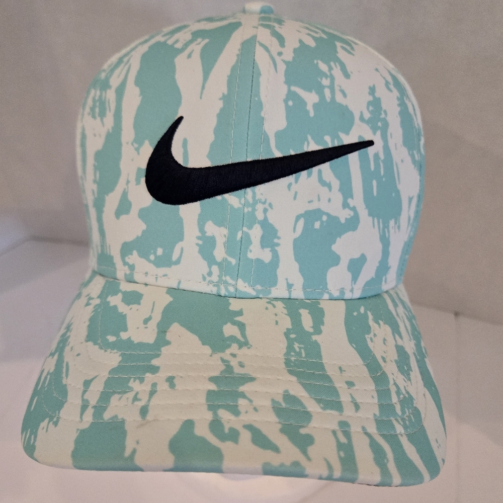 Nike GOLF Hat Classic99 Teal Splash Large Swoosh Embroidered Performance Cap EUC